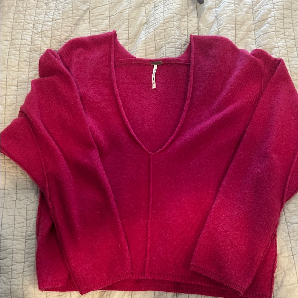 Free People Rich pink cashmere V-Neck Sweater